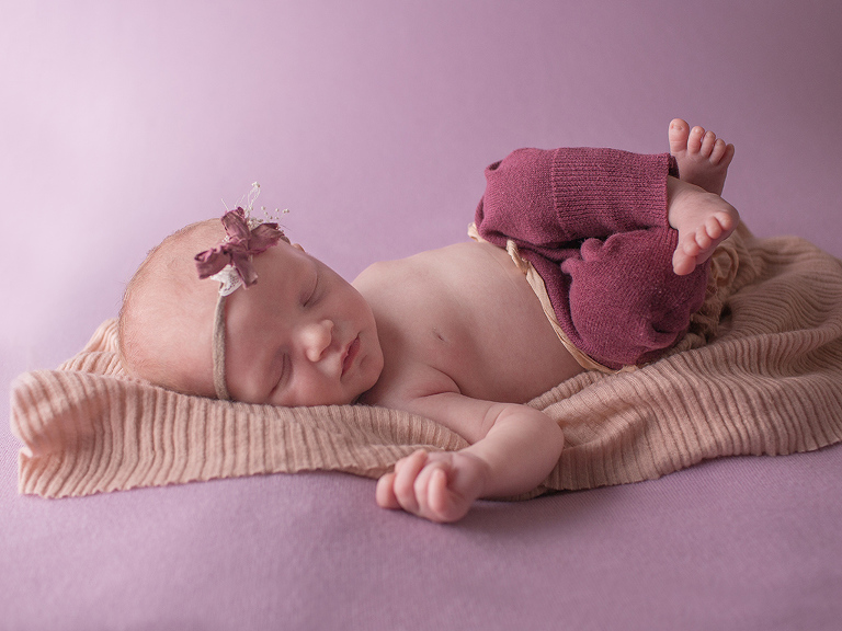 newborn baby girl, newborn pictures, new jersey newborn photographer, Flemington NJ photographer